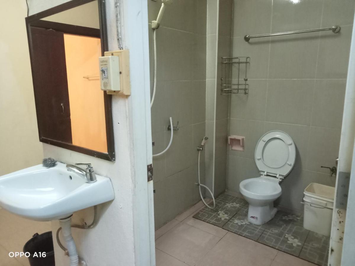 Np Guesthouse Trat Kültér fotó