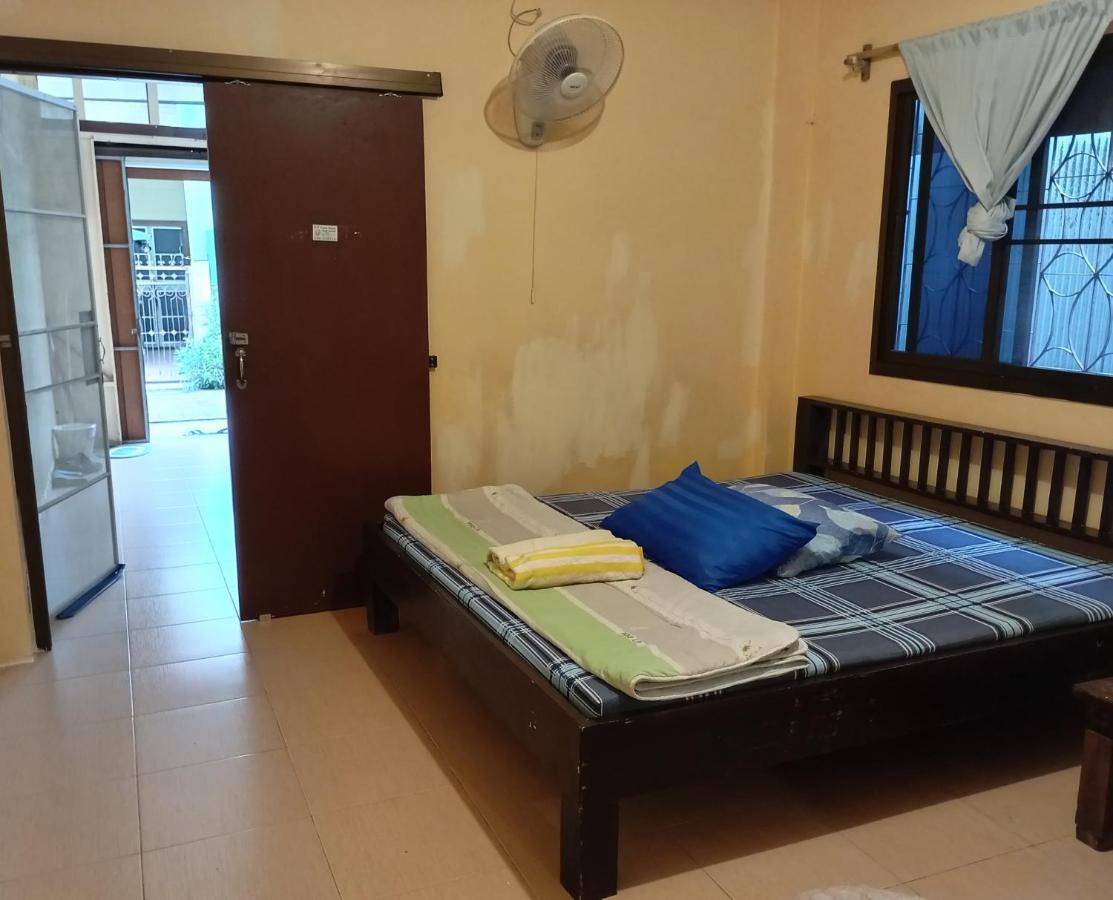 Np Guesthouse Trat Kültér fotó