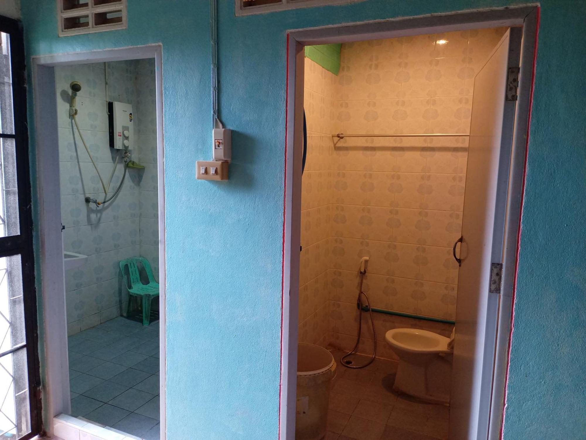 Np Guesthouse Trat Kültér fotó