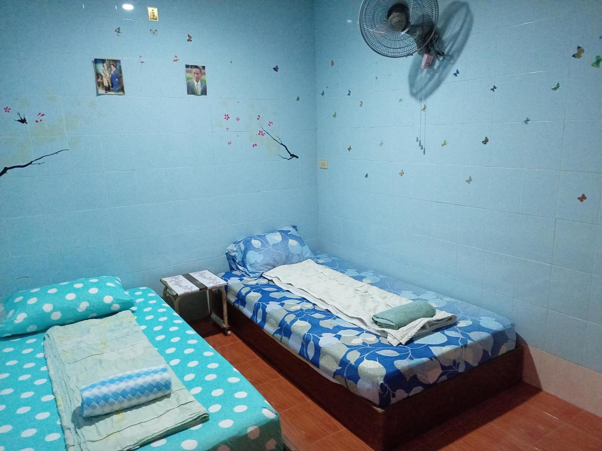Np Guesthouse Trat Kültér fotó